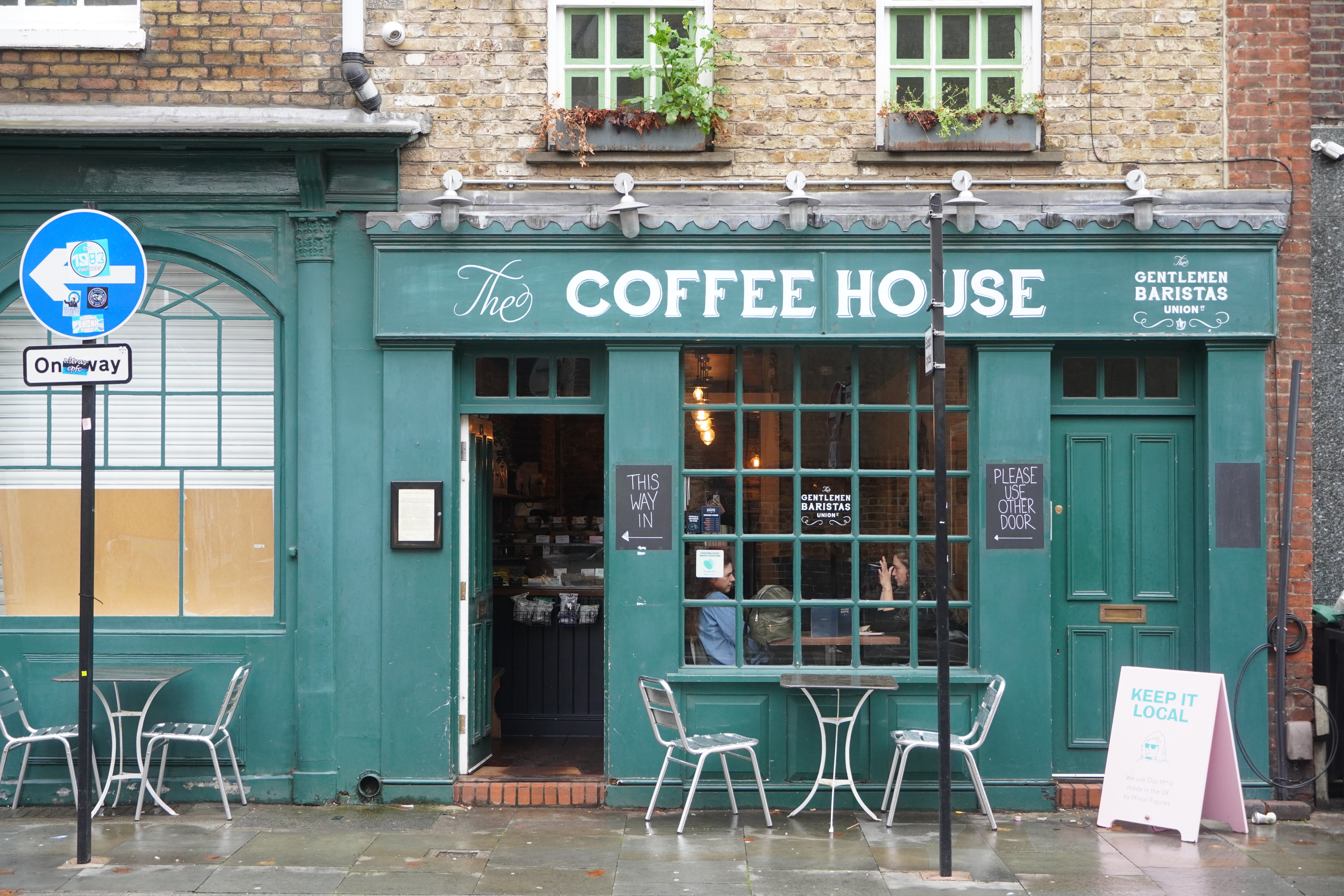 The Gentlemen Baristas - A special coffee shop on Park St